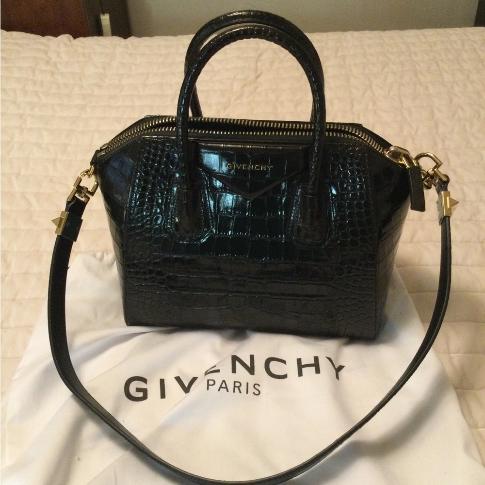Givenchy Antigona Satchel